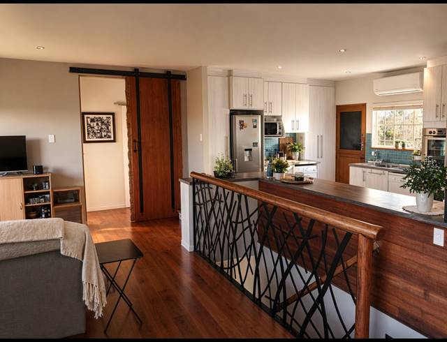 3 BEDROOM HOUSE FOR SALE IN AMSTERDAMHOEK